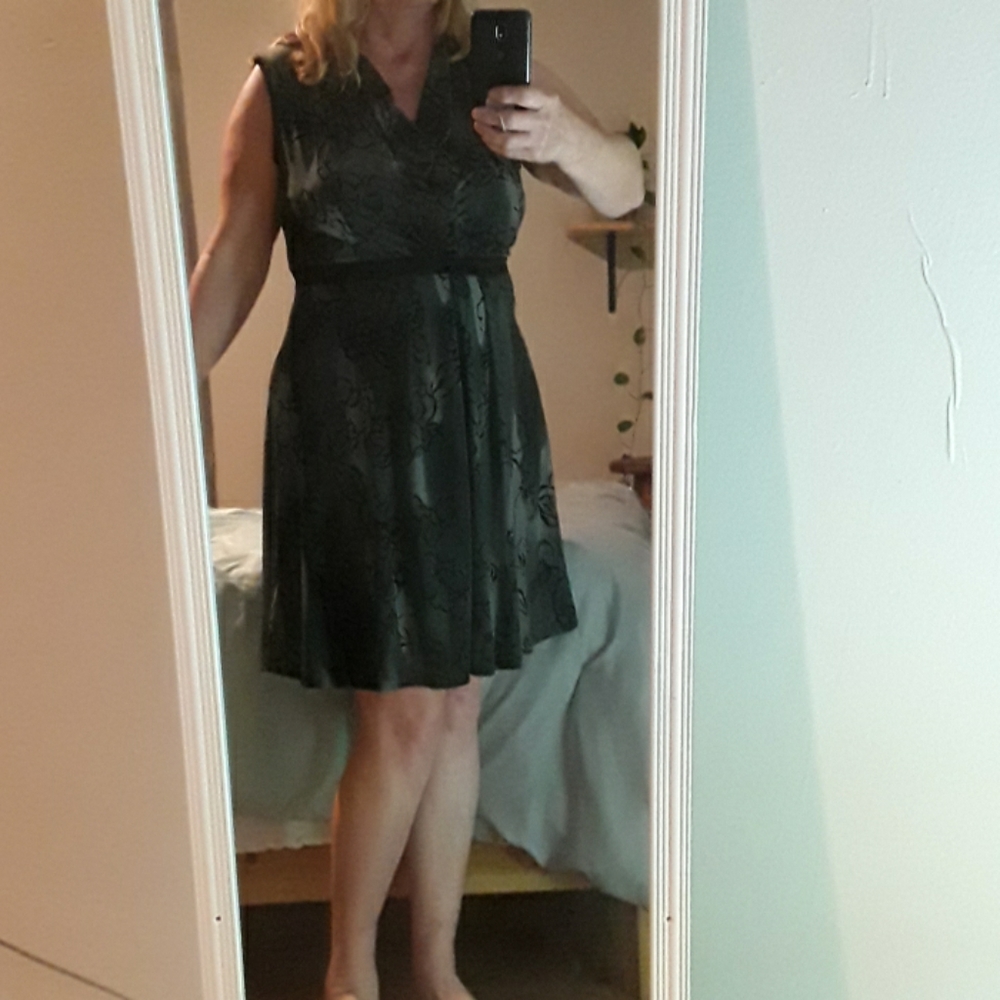 Vera Wang Gray and Black Dress M